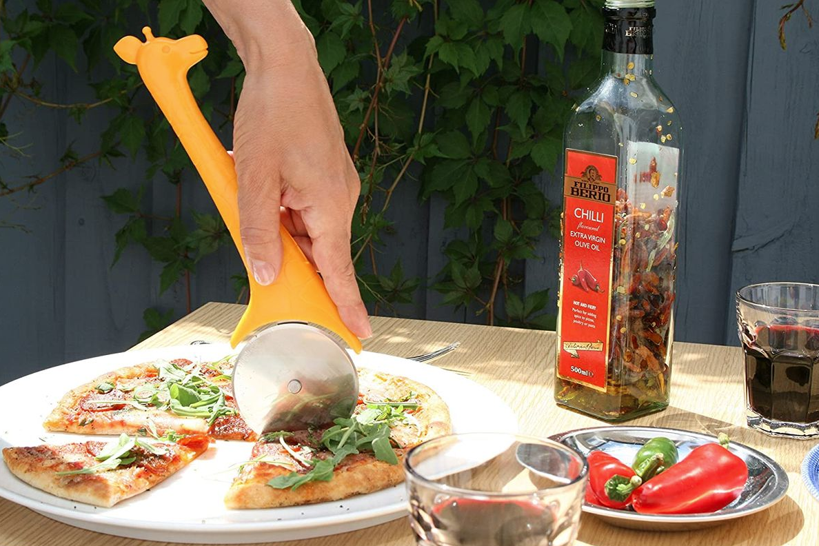 Pepino Pizza Cutter