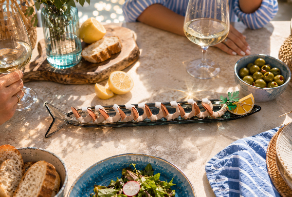 Large Fish-Shaped Glass Appetiser Serving Tray - 40cm