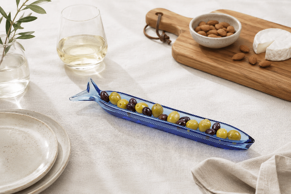 Small Fish-Shaped Glass Appetiser Serving Tray - 32cm