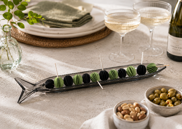 Small Fish-Shaped Glass Appetiser Serving Tray - 32cm