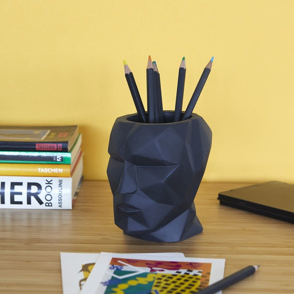 Pen holder - The Head