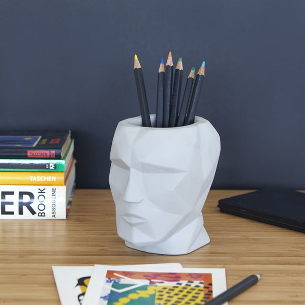 Pen holder - The Head