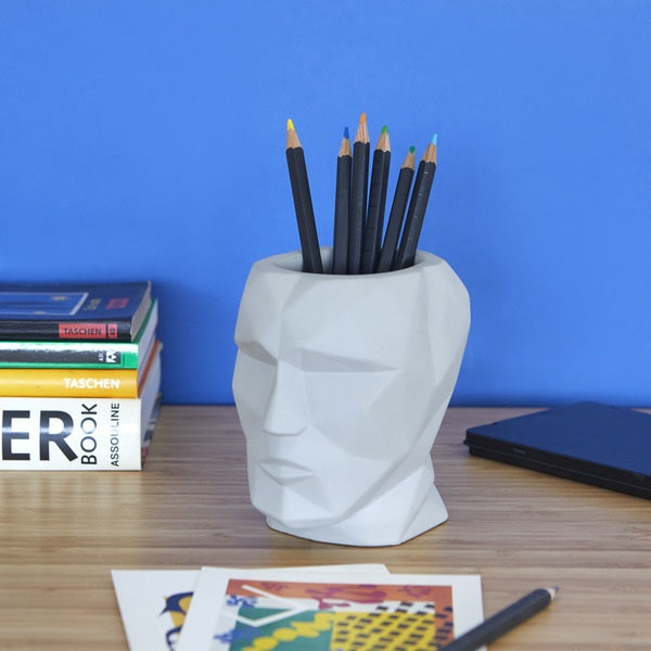Pen holder - The Head